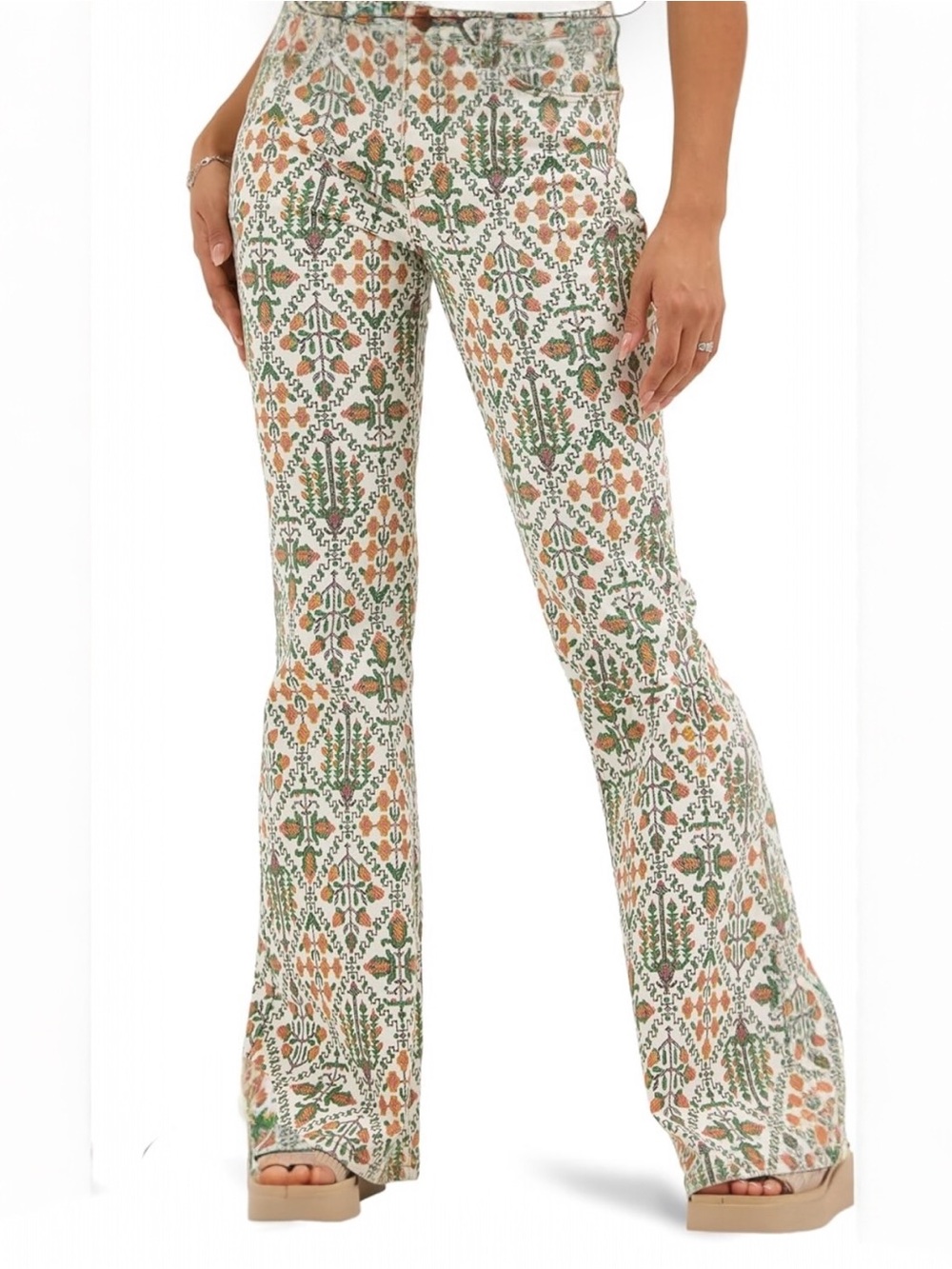 Wrangler High Rise Fierce Flare Jeans Floral Cross Stitch Print 12/ 31x32 NWT - Picture 5 of 9